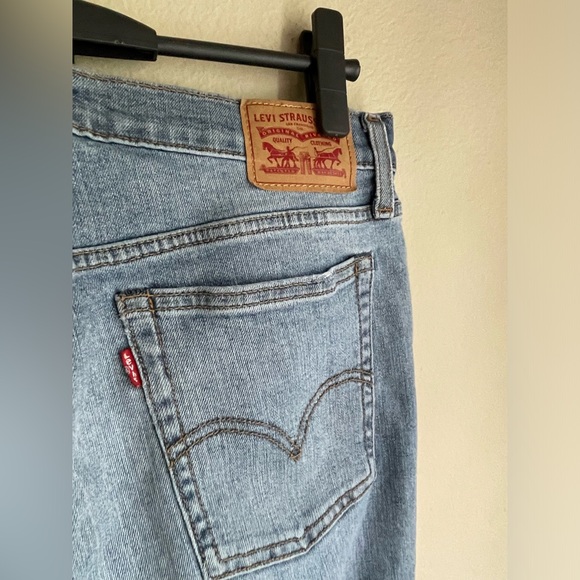 Levi’s Wedgie Skinny Buttonfly Jeans Size 31 - Picture 4 of 5